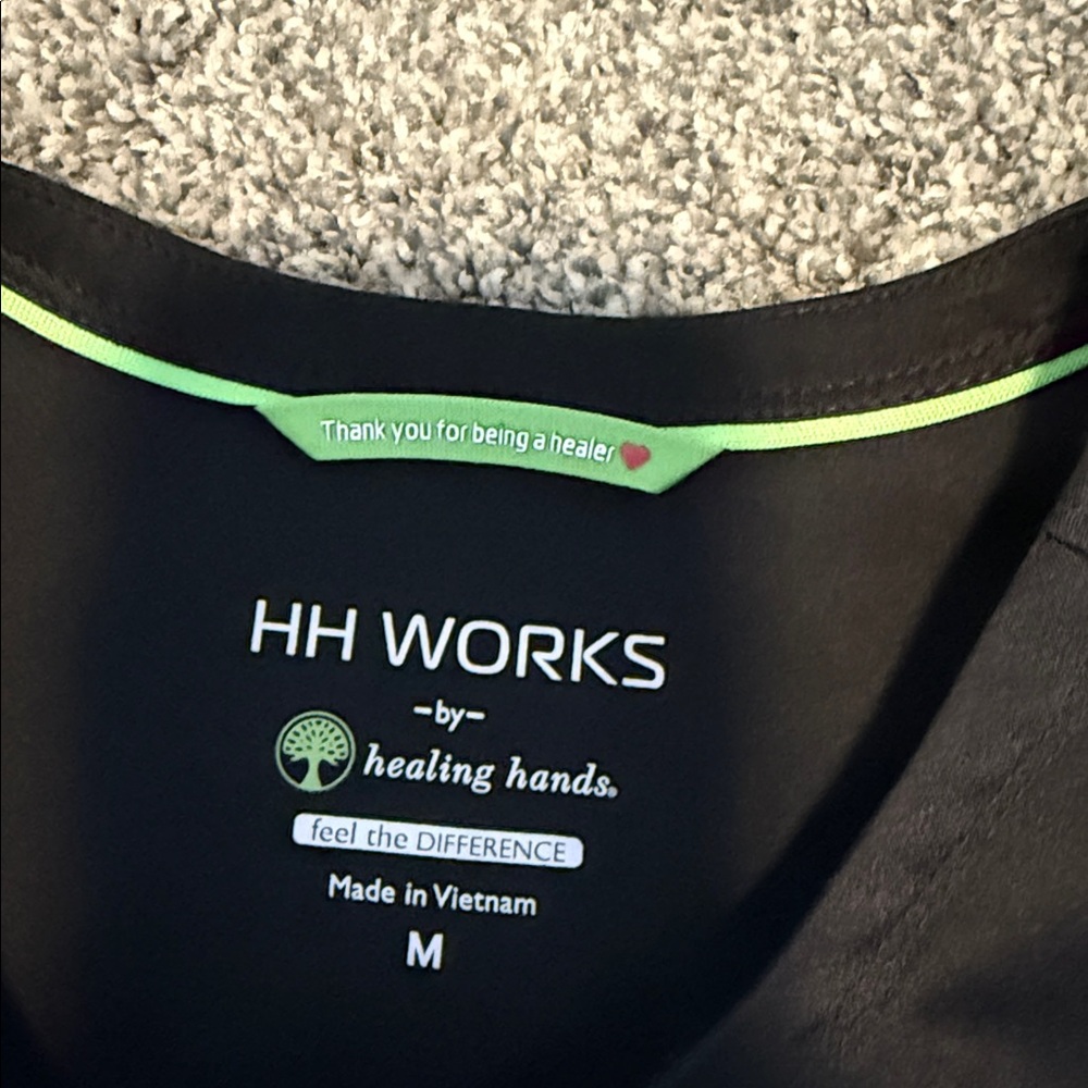 Women's Black scrub jacket - Picture 2 of 3
